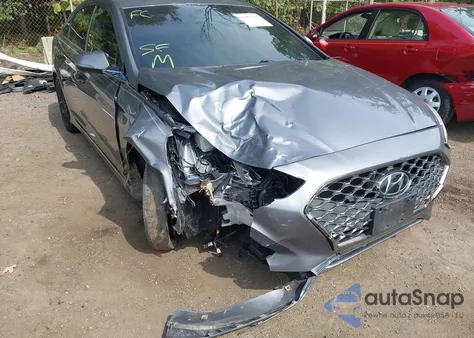 2018 Hyundai Sonata Sport 2.0T z USA, uszkodzony, nr VIN 5NPE34AB7JH689589